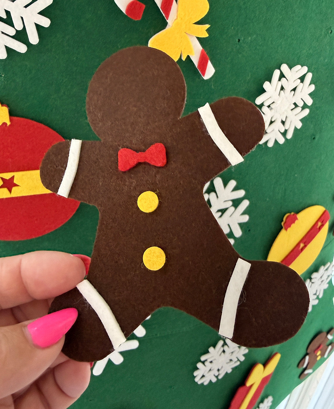 Classic Christmas Decoration Collection